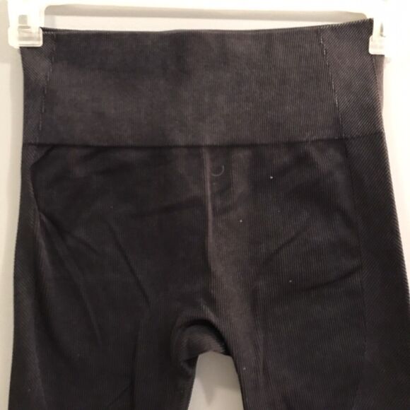 Joy Lab Women's Activewear Pants Compression Size L Black Ribbed Cropped - Picture 2 of 5